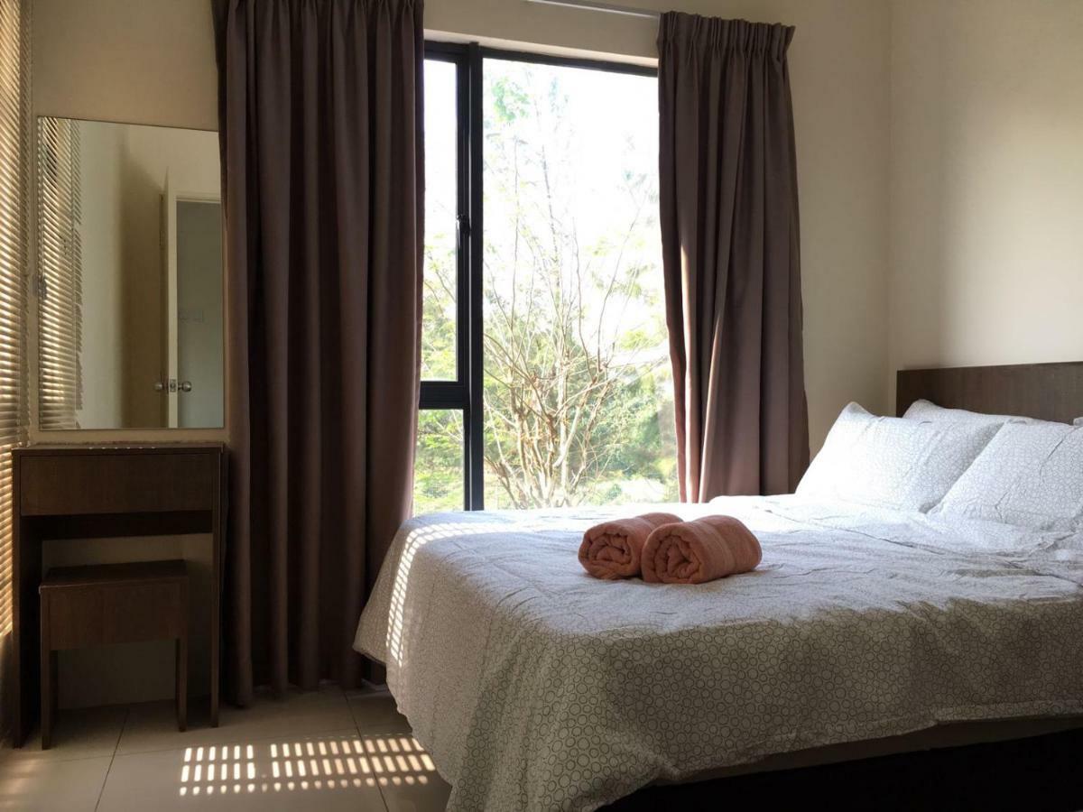 Cozy Swiss Garden Beach Resort Residence Kampung Sungai Karang Ngoại thất bức ảnh