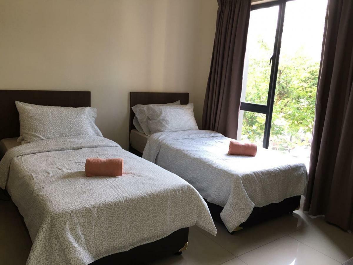 Cozy Swiss Garden Beach Resort Residence Kampung Sungai Karang Ngoại thất bức ảnh