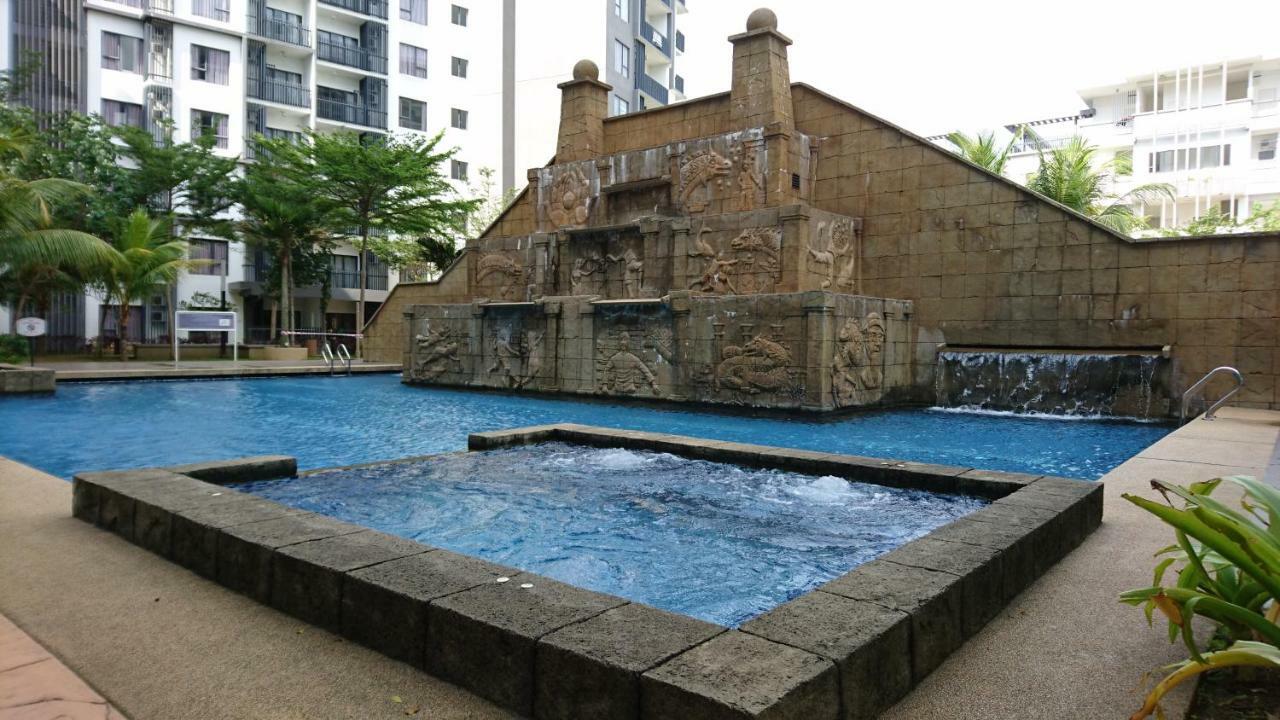 Cozy Swiss Garden Beach Resort Residence Kampung Sungai Karang Ngoại thất bức ảnh